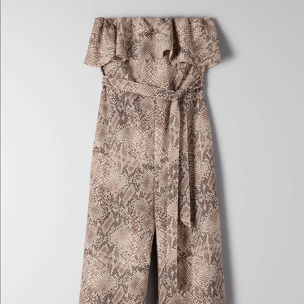 Aritzia Altamiro Jumpsuit with Belt